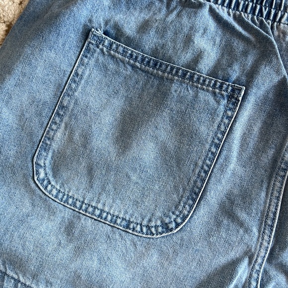 NWT Gap denim shorts - Picture 9 of 10